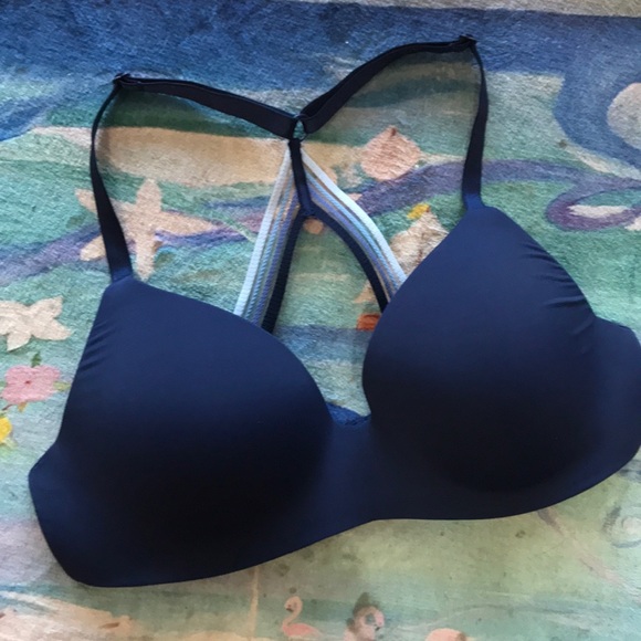 Victoria's Secret Other - VICTORIA’S SECRET comfort racer back bra. EUC.